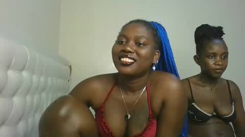 Snapshot of fine_melanie chatting on 11-21-25, 10:41 melanie online show from 11-21-25, 10:41