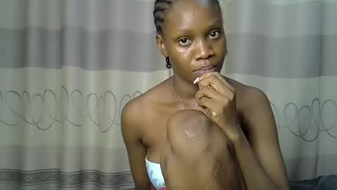 fine_queen12 online show from 12-30-24, 03:02