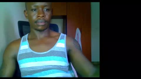 Snapshot of fineebony chatting on 05-16-26, 11:31 HOT AND SWEET online show from 05-16-26, 11:31