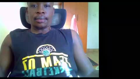 Snapshot of fineebony chatting on 05-26-26, 05:58 HOT AND SWEET online show from 05-26-26, 05:58