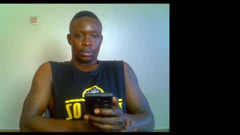 Snapshot of fineebony chatting on 06-08-26, 12:27 HOT AND SWEET online show from 06-08-26, 12:27