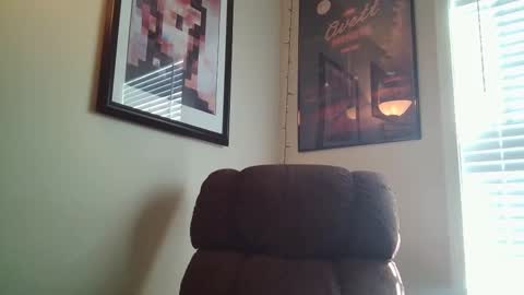 Snapshot of finnabun33 chatting on 09-17-25, 05:25 Jake I am Bicurious online show from 09-17-25, 05:25