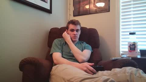 Snapshot of finnabun33 chatting on 09-26-25, 07:18 Jake I am Bicurious online show from 09-26-25, 07:18