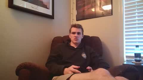 Snapshot of finnabun33 chatting on 10-17-25, 07:16 Jake I am Bicurious online show from 10-17-25, 07:16