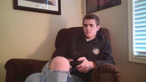 Snapshot of finnabun33 chatting on 11-12-25, 07:24 Jake I am Bicurious online show from 11-12-25, 07:24