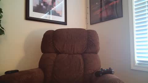 Snapshot of finnabun33 chatting on 11-22-25, 07:46 Jake I am Bicurious online show from 11-22-25, 07:46