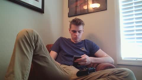 Snapshot of finnabun33 chatting on 02-20-26, 06:19 Jake I am Bicurious online show from 02-20-26, 06:19