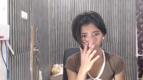 fiona908995 online show from 03-08-26, 11:03