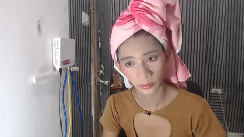 fiona908995 online show from 06-11-26, 10:13