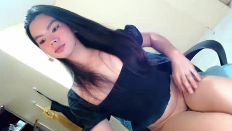 Snapshot of fionie_xxx chatting on 04-29-26, 03:10 FIONA online show from 04-29-26, 03:10