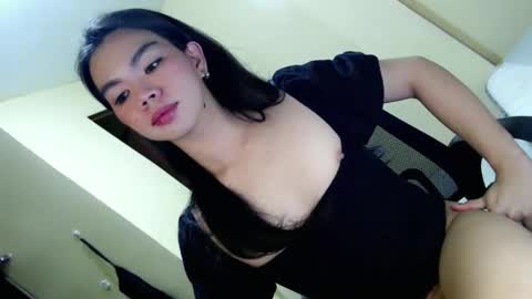 Snapshot of fionie_xxx chatting on 05-19-26, 01:56 FIONA online show from 05-19-26, 01:56