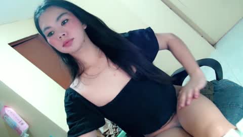 Snapshot of fionie_xxx chatting on 06-07-26, 02:54 FIONA online show from 06-07-26, 02:54