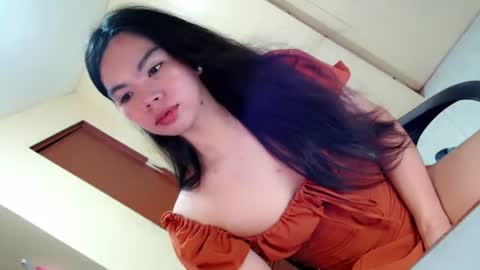 Snapshot of fionie_xxx chatting on 06-09-26, 12:28 FIONA online show from 06-09-26, 12:28