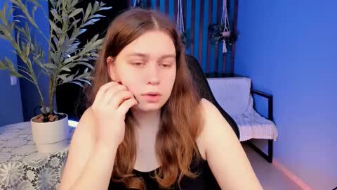 fiora online show from 03-15-26, 05:24