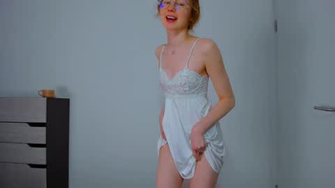 fire_luna online show from 02-01-25, 08:39