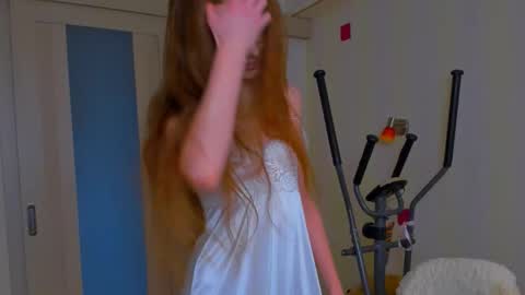 Snapshot of fire_luna chatting on 02-06-26, 05:45 fire_luna online show from 02-06-26, 05:45