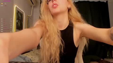 Bellatrix online show from 05-31-26, 04:09