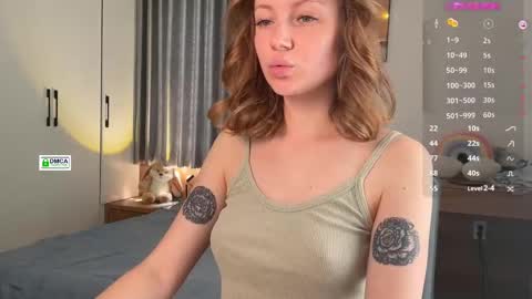 Liss  online show from 02-19-25, 04:44