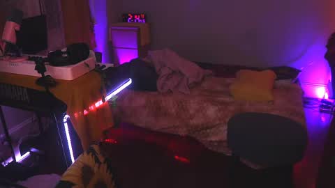 Lio Roxy online show from 04-15-26, 06:09