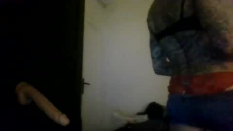 Snapshot of firesexybcn chatting on 08-03-26, 05:39 Sindy Cross online show from 08-03-26, 05:39