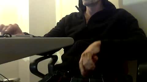 Snapshot of fit__daddy chatting on 02-22-26, 01:18 Daddy Cool online show from 02-22-26, 01:18