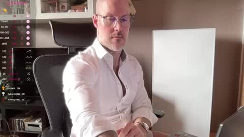 Snapshot of fit_rubinho chatting on 01-29-25, 12:35 Rubn online show from 01-29-25, 12:35