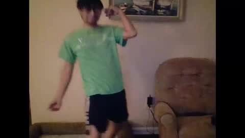 Snapshot of fitbit90 chatting on 12-02-25, 04:07 FitBit online show from 12-02-25, 04:07