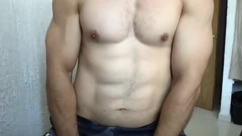 Snapshot of fitboyman chatting on 02-27-25, 04:32 fitboyman online show from 02-27-25, 04:32