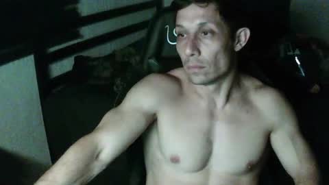 Snapshot of fitboyman chatting on 03-26-26, 04:40 fitboyman online show from 03-26-26, 04:40