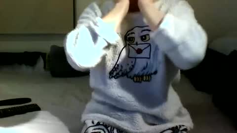 Snapshot of fitbut chatting on 01-10-25, 08:48 Fitbut online show from 01-10-25, 08:48