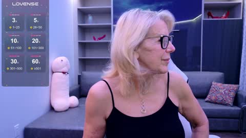 Bianca online show from 02-07-25, 12:42