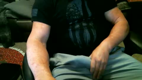 Snapshot of fitguy40 chatting on 12-06-24, 08:29 fitguy40 online show from 12-06-24, 08:29