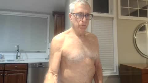 Snapshot of fitman999 chatting on 03-07-26, 01:46 Jon online show from 03-07-26, 01:46