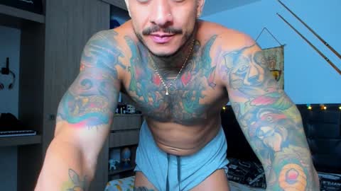 Snapshot of fitnolan chatting on 01-31-25, 10:42 Elias Valencia online show from 01-31-25, 10:42