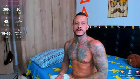 Snapshot of fitnolan chatting on 09-17-25, 06:20 Elias Valencia online show from 09-17-25, 06:20