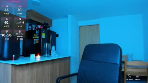 Elias Valencia online show from 10-22-25, 09:20