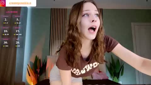 im Linda please give me thumbs up online show from 07-07-26, 03:09