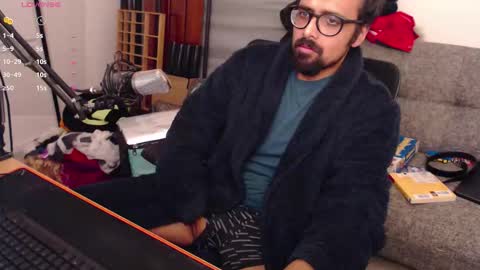 Snapshot of fizz6572 chatting on 11-02-25, 08:33 fizz6572 online show from 11-02-25, 08:33