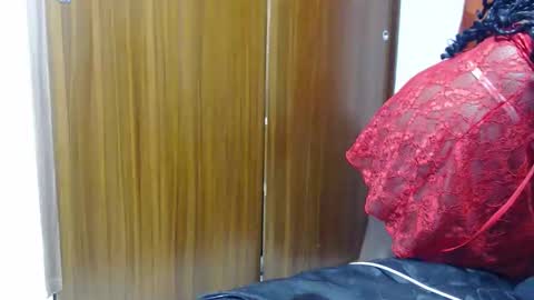 Snapshot of flacahot33 chatting on 04-20-26, 05:10 flacahot33 online show from 04-20-26, 05:10
