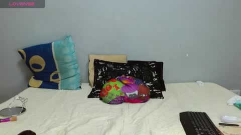 Snapshot of flacapaisa chatting on 09-16-25, 12:11 nova online show from 09-16-25, 12:11