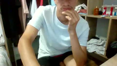 Charles mi new  TWT Flacousa1 online show from 05-15-26, 10:50