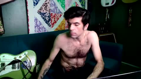 Flannel Dong online show from 11-24-25, 07:19