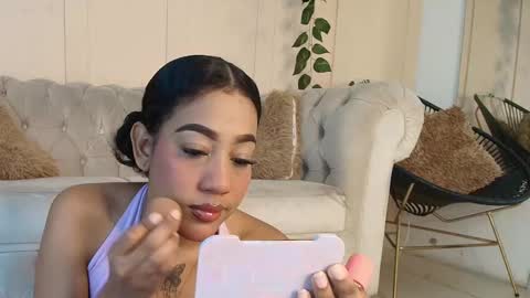 Flavia online show from 12-04-25, 07:22