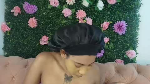 Flavia online show from 04-27-26, 12:25