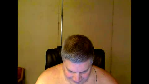 Snapshot of fletch32 chatting on 01-12-25, 03:28 jd online show from 01-12-25, 03:28