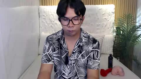 Snapshot of fletcher_cummer69 chatting on 03-08-26, 04:27 Dale online show from 03-08-26, 04:27