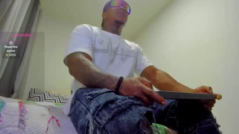 Snapshot of flex_taylor chatting on 01-19-26, 05:22 Flex Taylor online show from 01-19-26, 05:22