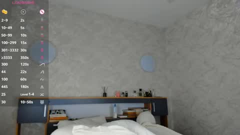 Snapshot of flirtykitty_ chatting on 05-14-26, 03:46 Emely online show from 05-14-26, 03:46