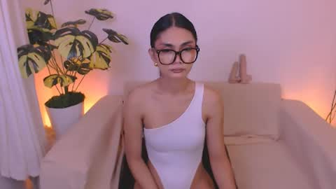 Marga online show from 06-13-26, 04:27