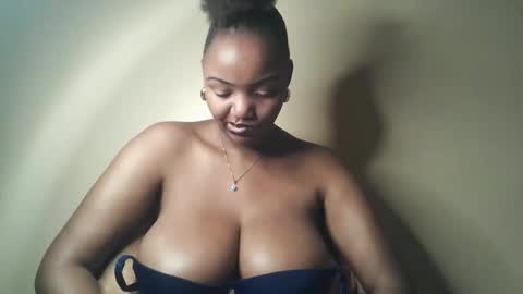 Snapshot of flirtymimie chatting on 06-02-26, 07:43 flirtymimie online show from 06-02-26, 07:43